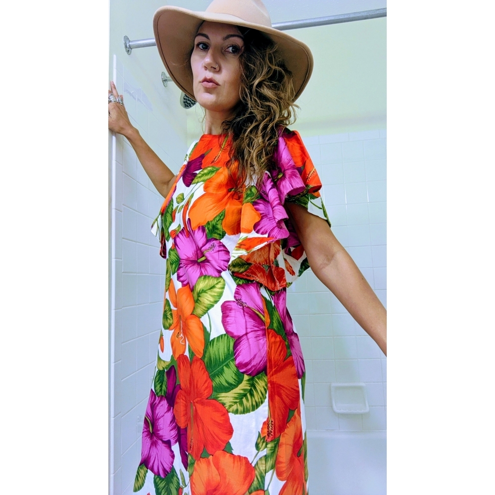 70s Hawaiian print maxi dress